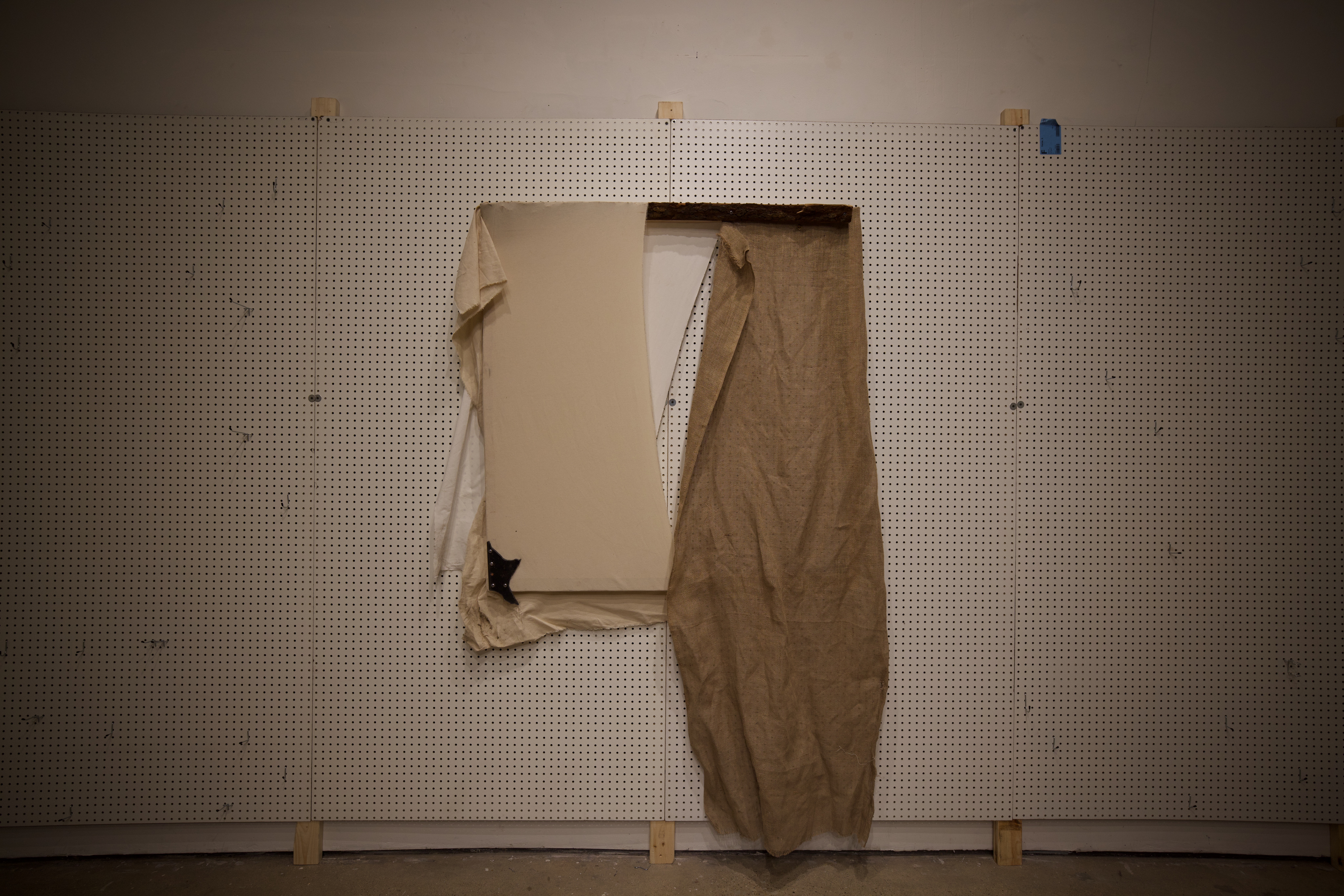 White Album, Figure 1